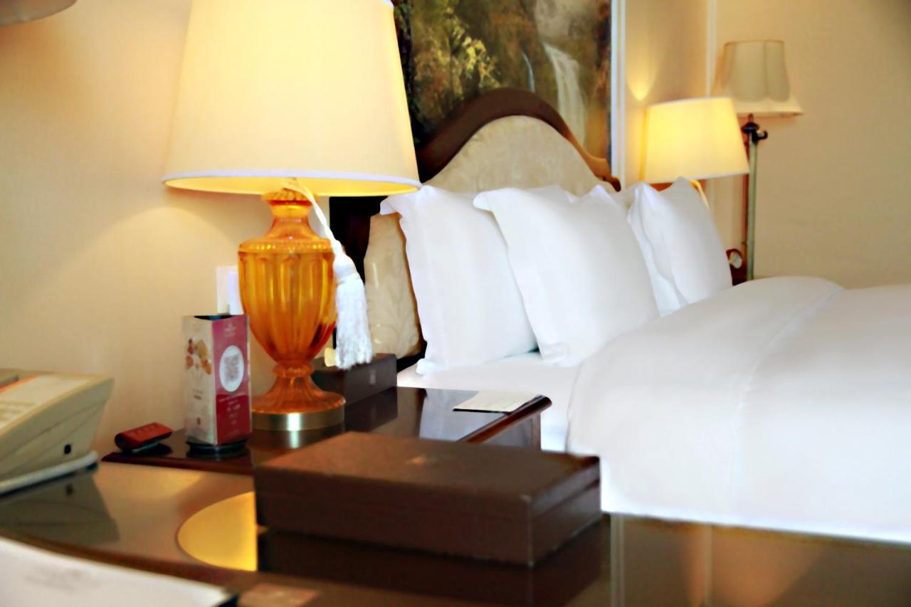 Crowne Plaza Ocean Spring Resort By Ihg Jimo Buitenkant foto
