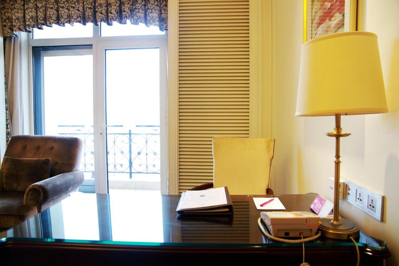Crowne Plaza Ocean Spring Resort By Ihg Jimo Buitenkant foto