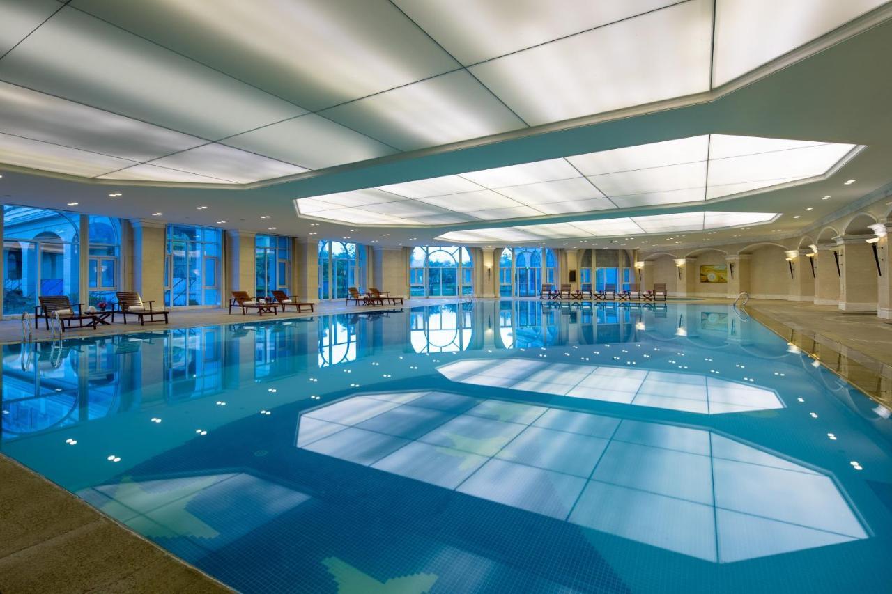 Crowne Plaza Ocean Spring Resort By Ihg Jimo Buitenkant foto