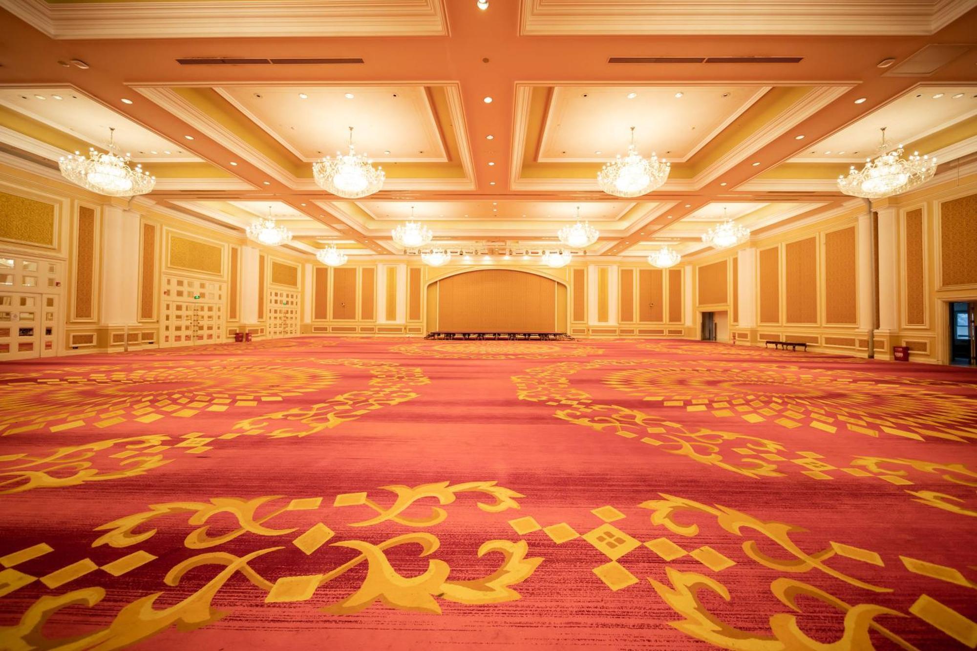 Crowne Plaza Ocean Spring Resort By Ihg Jimo Buitenkant foto